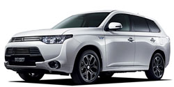 三菱 アウトランダーPHEV