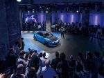 新型アルピーヌ A110 R初公開！過激仕様の軽量スポーツカー
