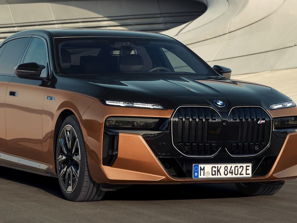 BMW 7���꡼����EV���͡�i7 eDrive50/M70 xDrive���ɲ�