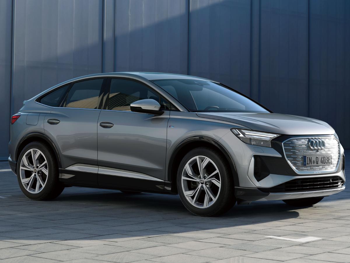 �����ǥ���Q4 e-tron�׹����Ԥˤ��ȥ��ʥ����ڡ��� ��®���ť����ӥ���3ǯ��̵����