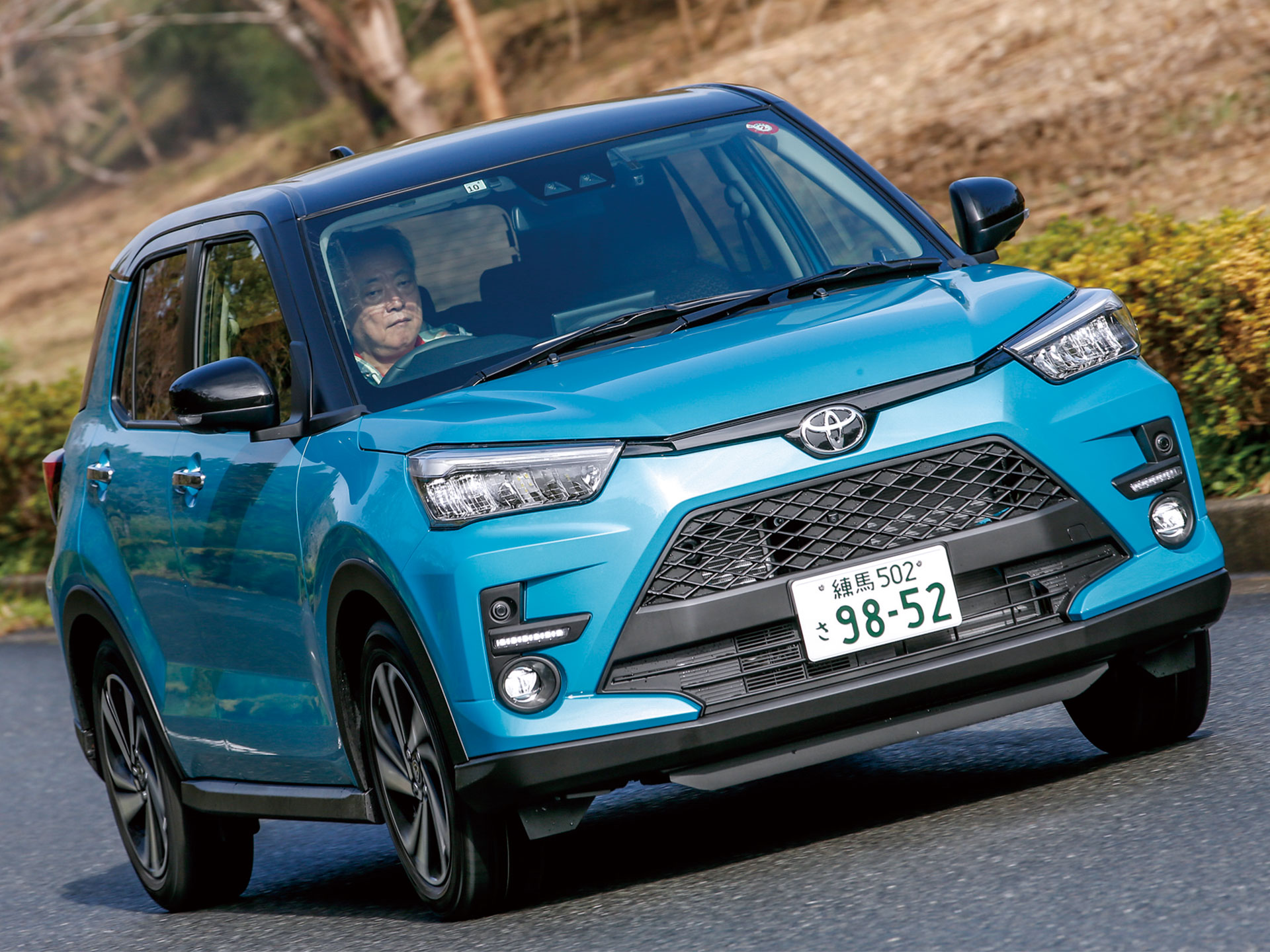 ����ѥ���SUV�縦��ԥ��å������饤������å�����