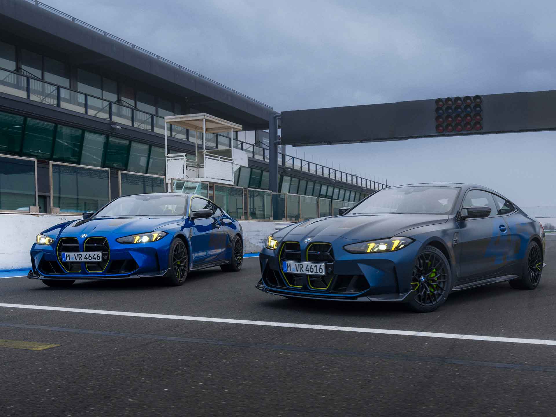 BMW��M4�פ�����Ρ�46�ɤ����餦���������ƥ��Ρ����å�����ȤΥ���ܥ�ǥ�ȯɽ