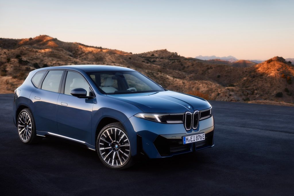 BMW iX3 画像1