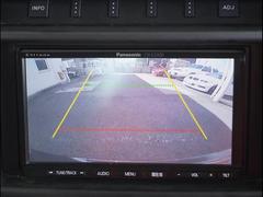 ���åץ�ή����������Ź�Ǥϡ������Υץ��Ǥ��뺺��Τ��������ܤǥ����å��������������ɼ��֤�¿��Ÿ����ľ�Τ��Ƥ���ޤ��� 5