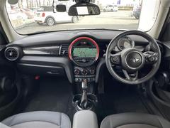 ��٥顼��ϥ���С����롼�פΣ£ͣס���륻�ǥ��٥�ġ������ǥ��ʤɤ�͢��������Ź�Ǥ��� 2