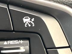 ������®�ɽ���ǽ�ե��롼������ȥ�����۹�®ƻϩ�Ǥ�Ĺ��Υ���Ԥ��ڤˡ�����ư��®�٤��ݤĥ��롼������ȥ����뤬�����ͷڸ������ƥ��Ϣ�Ȥ��������μ�ξ���Τ��Ƽִ֤��ݤĤ褦��®��Ĵ�ᤷ�Ƥ���ޤ����� 5