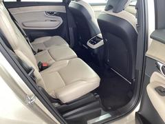 ���Ҥϡ��ܥ�������ǥ����顼�Ǥ������ե������ƥʥ����Τ����̤⡢�¿����ƥ����åդˤ�Ǥ������������ 5