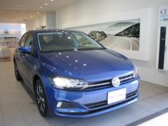 ����ѥ��ȥ����ξＱ��ʤ�������饹��ۤ����ץ�ߥ������ܡ������˸����Ƽ¤ϼ���Ϥ�Ȥ꽼ʬ���ɥ��ĤΥ����ȥС�����ä��夲��줿�ܥǥ��ϡ����å���ȷ�ϴ�ǹ�®���Ǥ���ꤷ�������¸��� 4