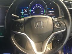 ��ˤʤ��ॹ�ƥ���󥰤Ǥ������ƥ���󥰤α�¦�ˤϥ��롼������ȥ����롢��¦�������ǥ�����⥳�󥹥��å��Ǥ����긵�����Ǥ���Τ������Ǥ��� 3