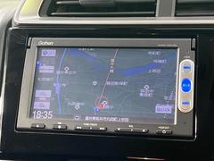 �ڽ����ʥӡۿ͵��ν����ʥӤ������������ǥ�����ǽ�⽼�¤��Ƥ��ꡢ�£�������������³����Ф������Υ��ޥۤ�ͣУ��ץ쥤�䡼�β��ڤ������ǽ�������α�ž������˳ڤ����ʤ�ޤ����� 3