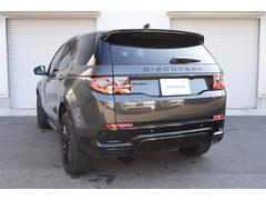 ��������ǯ�˥ǥӥ塼�����ե꡼���������θ�Ѽּ�ǡ�¿�����Τ�����ħ����ĥ�ǥ�Ǥ��� 2