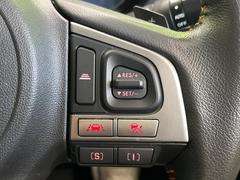 ������®�ɽ���ǽ�ե��롼������ȥ�����۹�®ƻϩ�Ǥ�Ĺ��Υ���Ԥ��ڤˡ�����ư��®�٤��ݤĥ��롼������ȥ����뤬�����ͷڸ������ƥ��Ϣ�Ȥ��������μ�ξ���Τ��Ƽִ֤��ݤĤ褦��®��Ĵ�ᤷ�Ƥ���ޤ����� 7