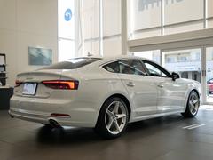 �����������ؤ��ɵ椷�����Υ��륨�åȤϡ������ʥߥ����ȥ��쥬��Ȥ�ͻ�硣�����⡢�ܥǥ��ο��˻ܤ��줿�����������ʥߥ����߷פˤ��������ǽ��ǳ���Ž��������夵���Ƥ��ޤ��� 7