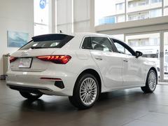 �ե���Ȥ���ꥢ��ή���褦�������Ф����롼�ե饤�� 7