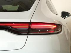�¿��α��ϥ�ɥ롢�����ǥ����顼�֡��� 4