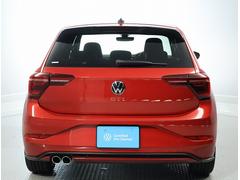 ���ʥ����ɥ��륨�åȤ���ϡ��ɥ��ȥܥǥ��ζѰ�Ƕ�����֤��顢���٤ι⤵�˥ե��륯�������θؤ�򴶤��ޤ� 3