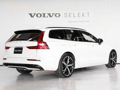 �ǿ��Υǥ������Ż���ʤ���⡢�ܥ�������νķ��ơ���饤�Ȥ䥹�������ʥ饲�å����ڡ����������Ѥ���Ƥ��ޤ��������饲�å��γ������丫�ڤ���ɤ��ʤɡ��Ȥ������»�ʤ鷺�˥ǥ����󤵤�Ƥ��ޤ� 3