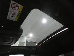 ���뤯����Ū�ʼ�����Ф��륬�饹����롼�դ��������Ƥ���ޤ���������ȥ��å׵�ǽ���������Ƥ��ꡢ�����������ؤ��ʤɤˤ�����פ��ޤ����� 5