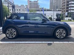 �����ɥ����åȥ�Ȥϥե���ȥե�����������ˤĤ��Ƥ�����٥����󥫡����λ�������ޤ���������Υѡ��Ĥϥ��������ǽ�Ǻ���ǣ�������ν������������꡼���餪���ߤǤ����Ӥ��������ޤ��� 7