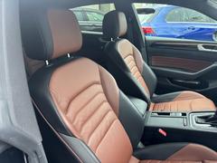 �ɥ������äθ����������������������ե��륯�������Υ饤��ʥåפϡ��礭�ʰ¿������󶡤��ޤ��� 6