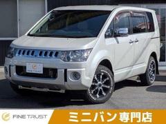 デリカＤ：５　Ｄ　プレミアム　４ＷＤ　リヤフリップダウンモニター　クリーンディーゼルターボ　ロックフォードサラウンド　ウッドコンビハンドル　バックカメラ　両側パワースライドドア　パワーバック　禁煙車　ＥＴＣ　オートクルーズ（三菱）