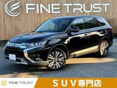 アウトランダー　２４Ｇ　４ＷＤ　ＳＤナビ　全方位カメラ　後期型　衝突軽減ブレーキ　禁煙車　レーダークルーズコントロール　ＬＥＤヘッドライト　フルセグＴＶ　スマートキー　純正１８インチアルミホイール　クリアランスソナー（三菱）